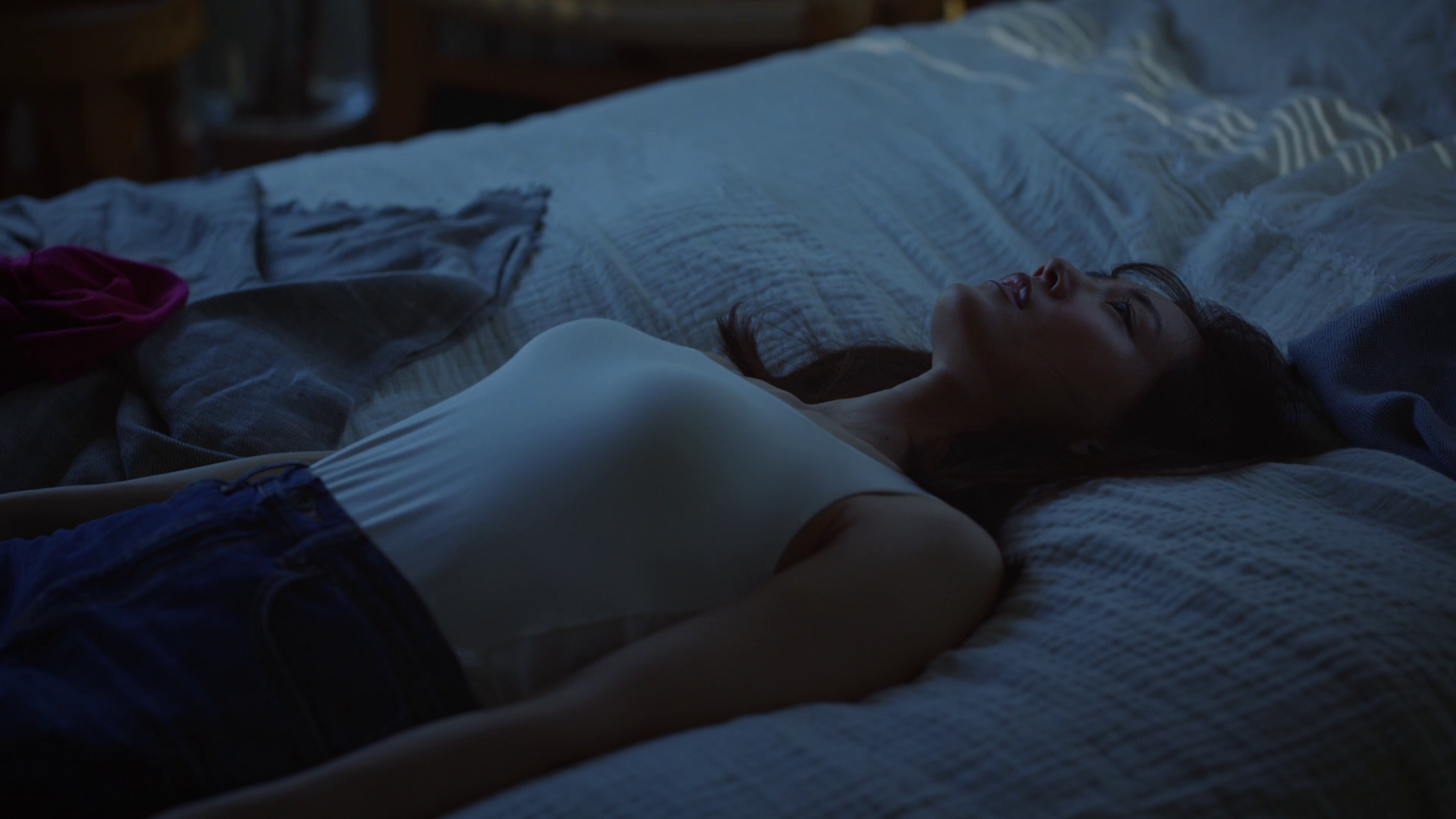 latest ad of Uniqlo with music from Tracks & Fields thumbnail