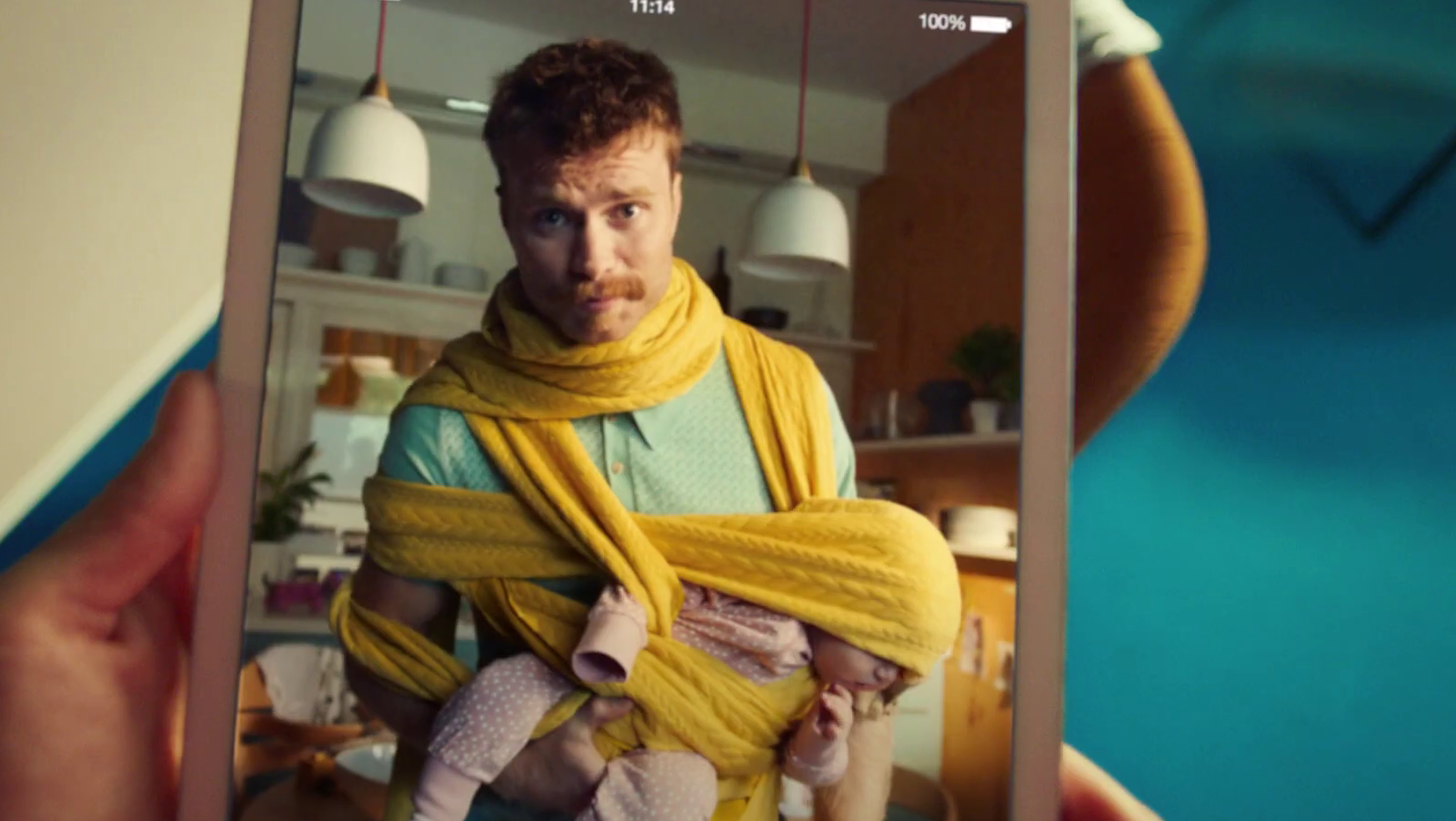 Ceska Sporitelna's latest ad with 'Walking on a dream' by Empire of the sun - thumbnail